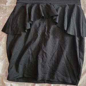 bebe Black Pencil Skirt with Ruffle Detail
